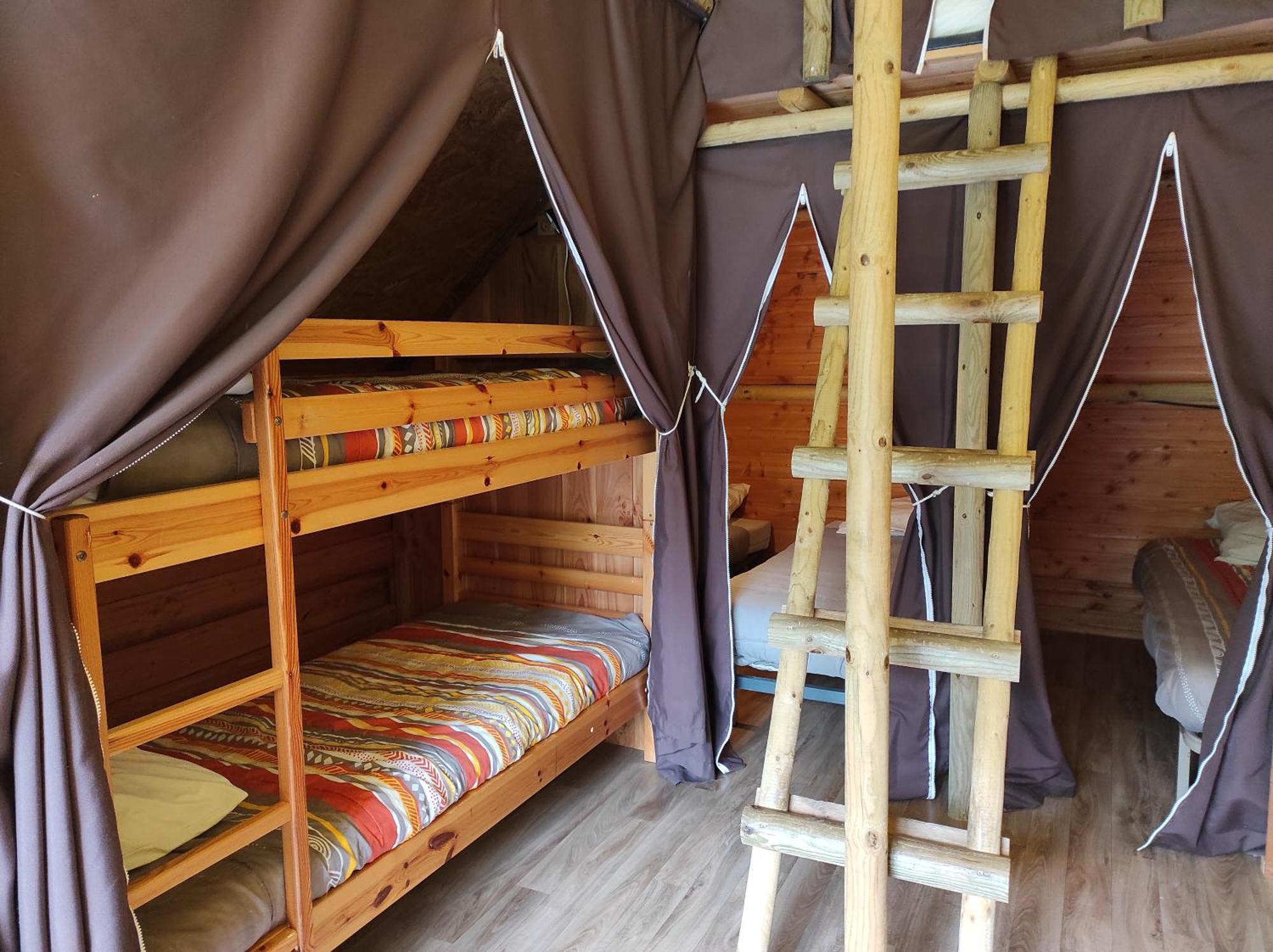 Camping Le Rouge Gorge **** 10' Puy Du Fou Saint-Laurent-sur-Sèvre Kültér fotó